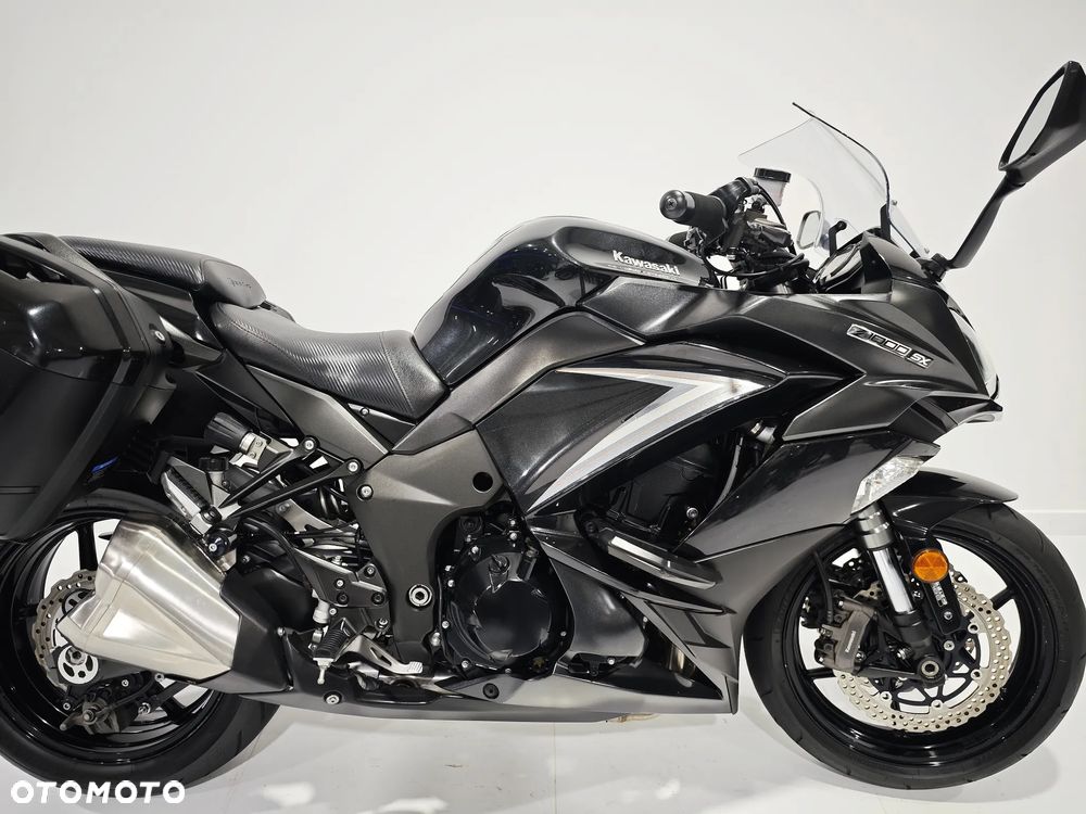 Kawasaki Ninja 1000 SX - 12