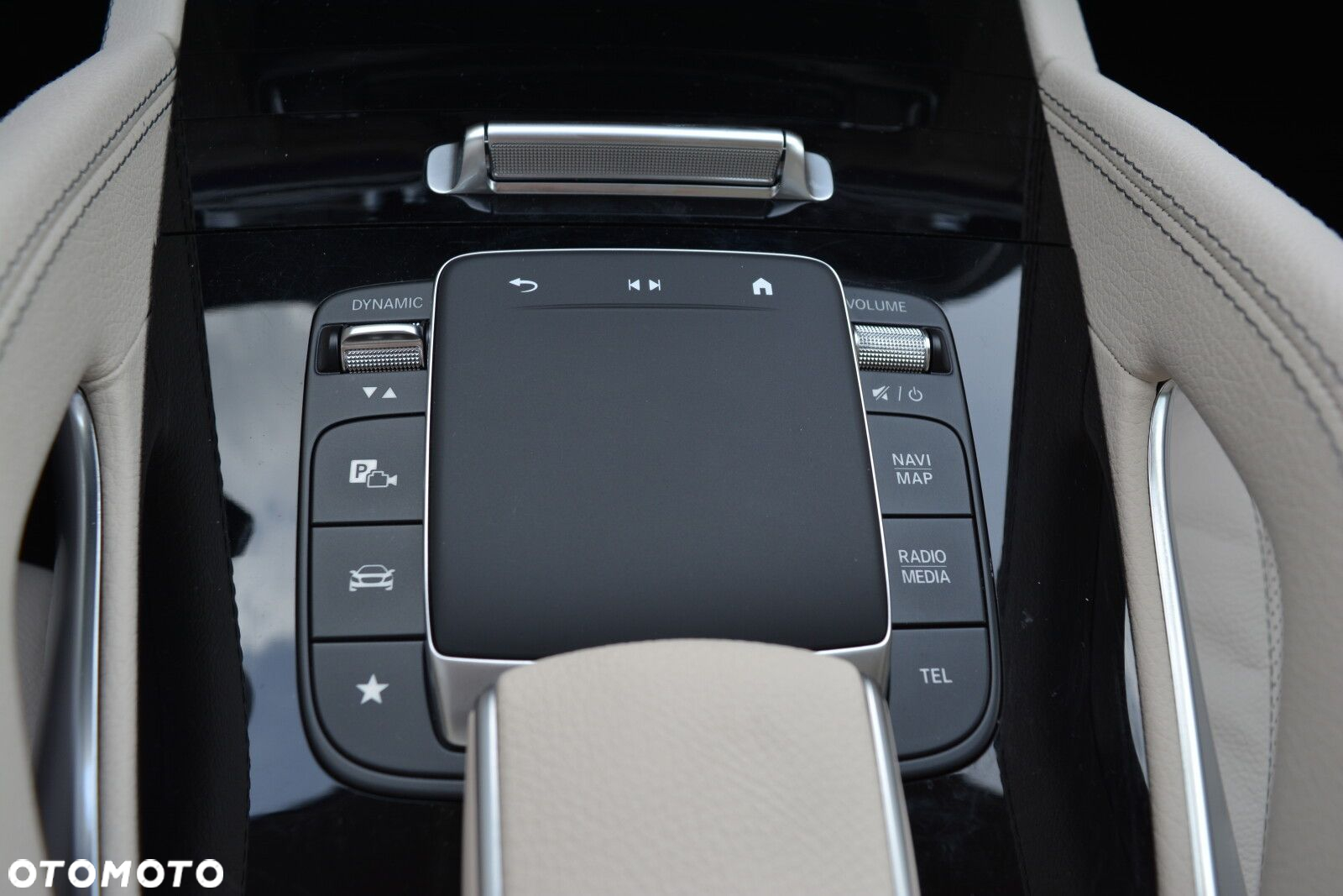 Mercedes-Benz GLE - 26