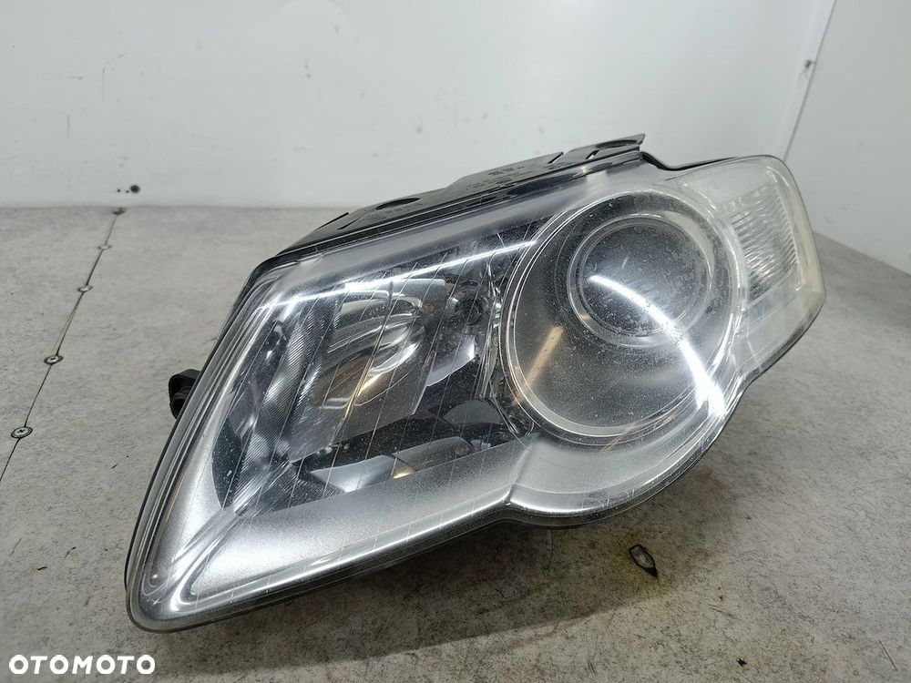 LAMPA PRZÓD LEWA VW PASSAT B6 3C0941005Q 1EL247014-11  HELLA - 1