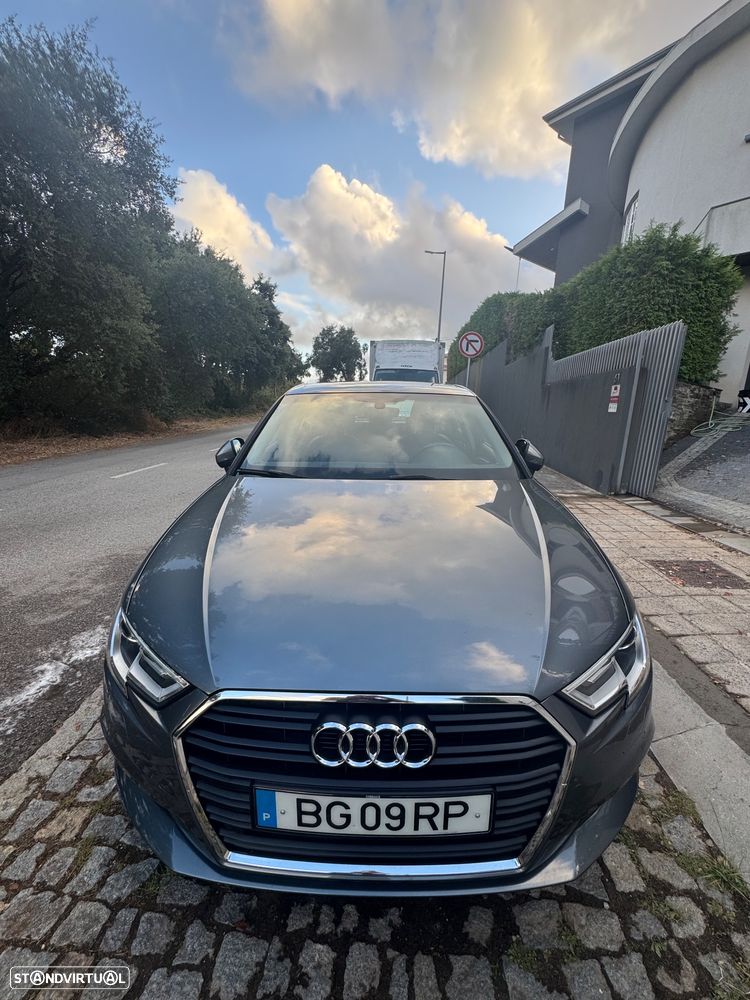 Audi A3 Sportback - 2