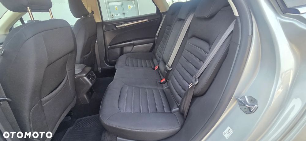 Ford Mondeo 2.0 EcoBlue Business Edition - 33