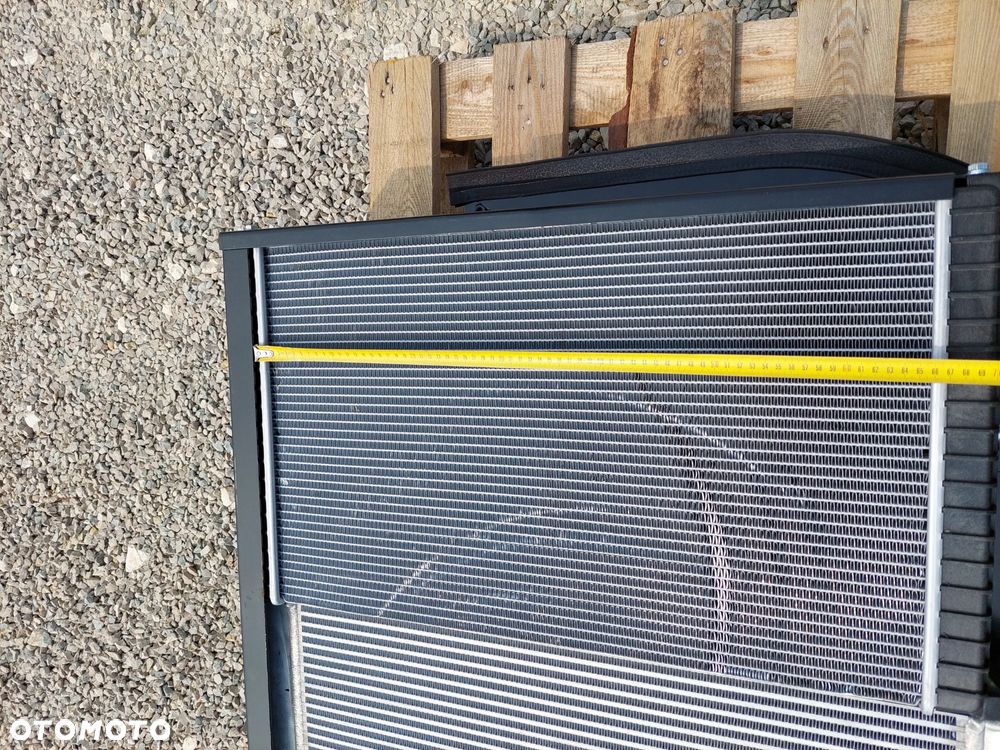 [24][80×67] Chłodnica cieczy oleju wody zespół chłodnic intercooler Manitou MLT 733, 933, 1033 630,730 - 10