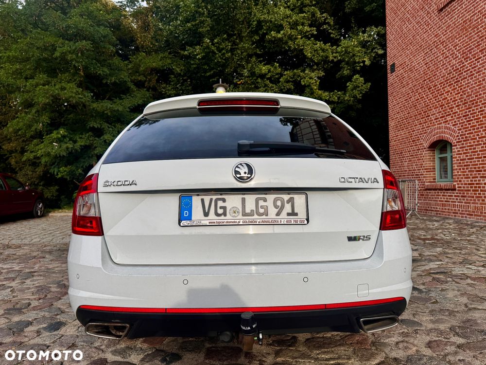 Skoda Octavia 2.0 TDI RS - 10