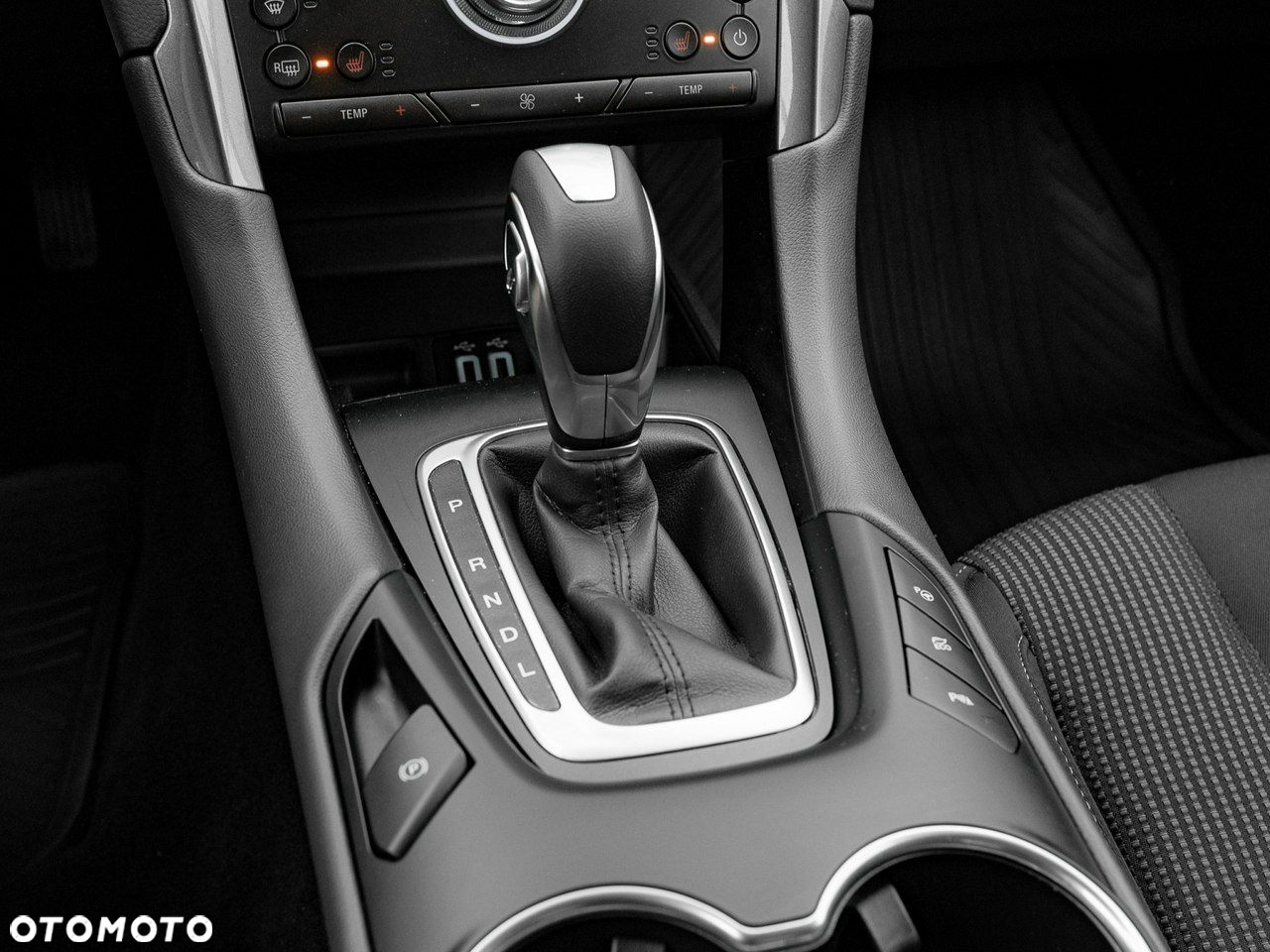 Ford Mondeo - 19
