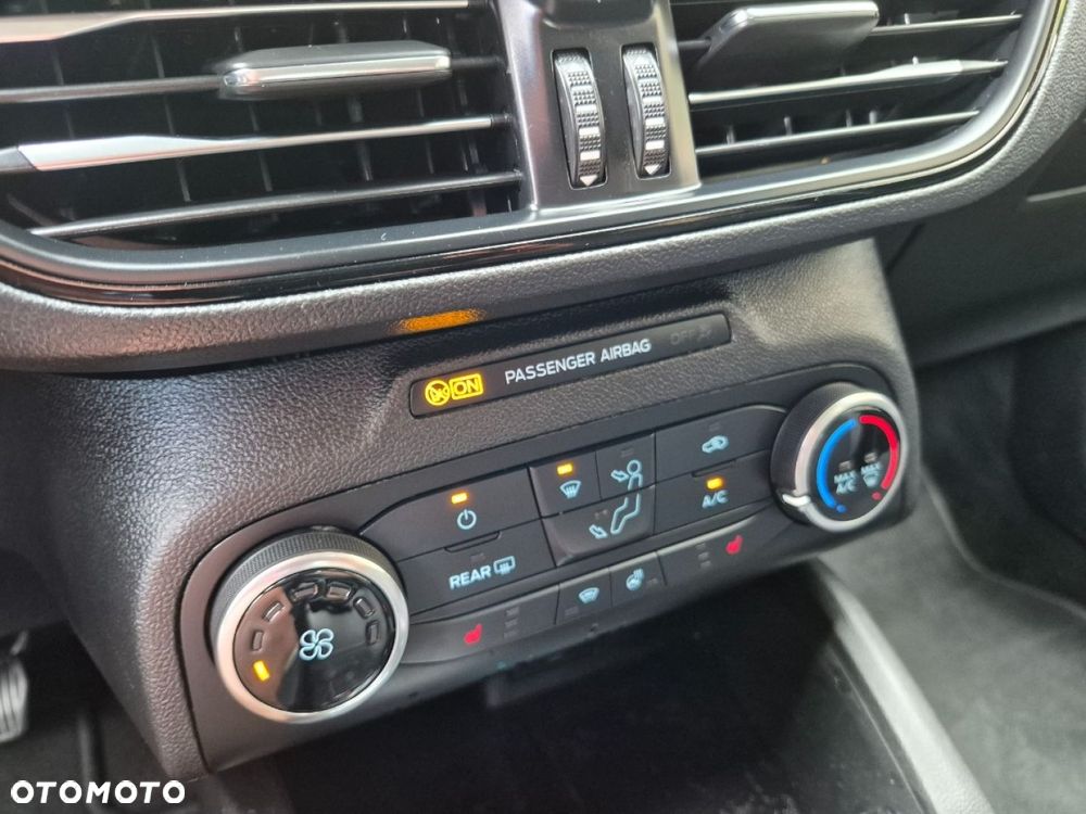 Ford Focus - 17