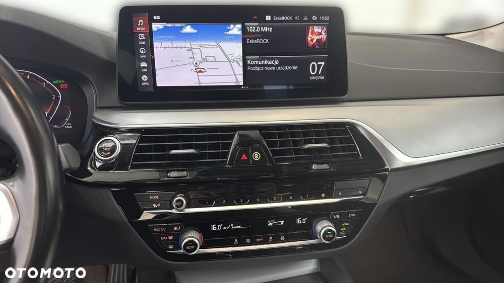 BMW Seria 5 520d mHEV - 21