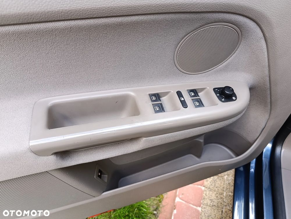 Volkswagen Golf Plus - 19