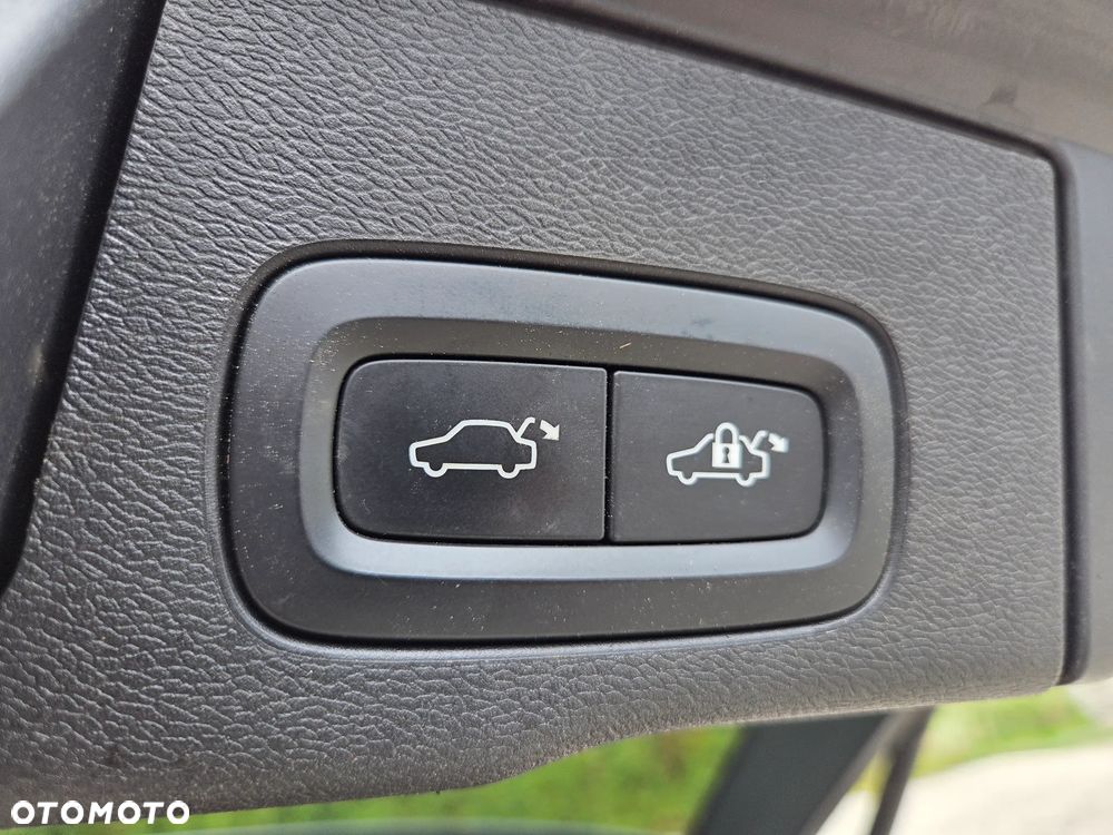 Volvo XC 60 T6 AWD Inscription - 24