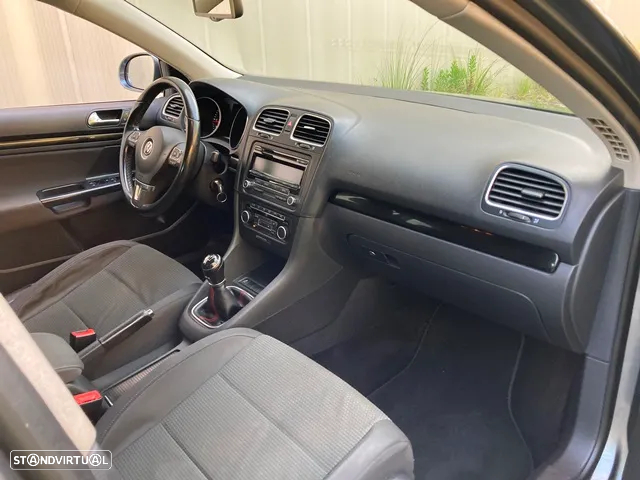 VW Golf Variant 1.6 TDi Sportline - 24