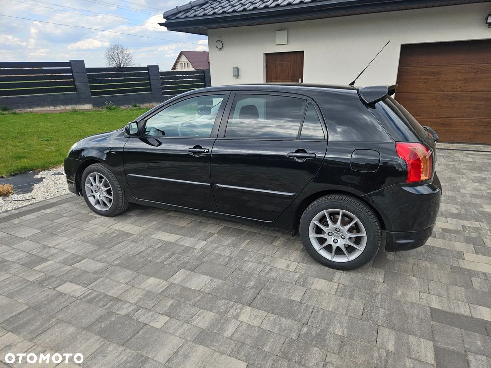 Toyota Corolla 1.4 D-4D Luna - 6