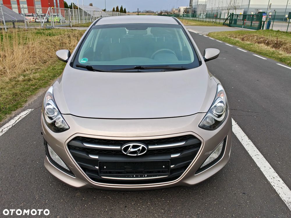 Hyundai i30 1.4 Trend - 10
