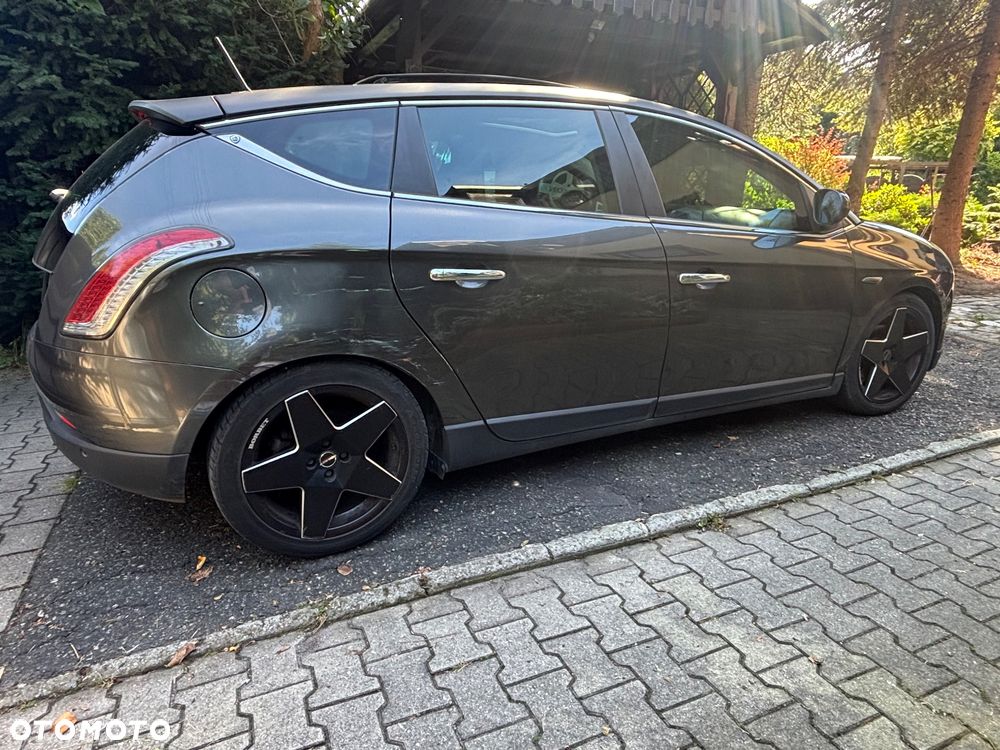 Lancia Delta 1.4 T-Jet Oro - 11