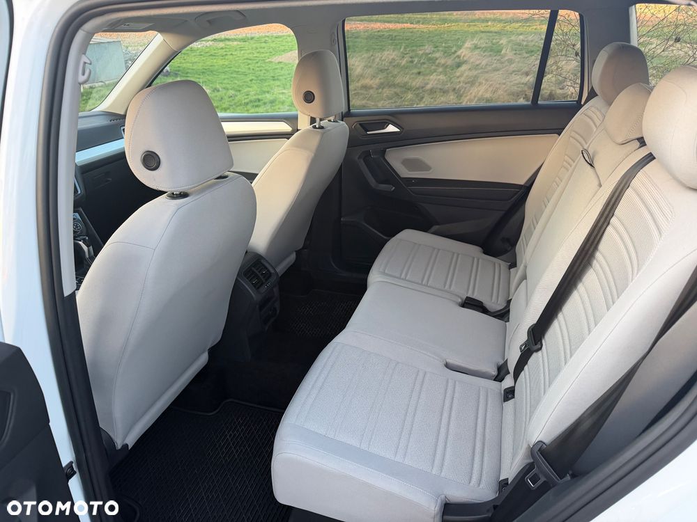 Volkswagen Tiguan - 15
