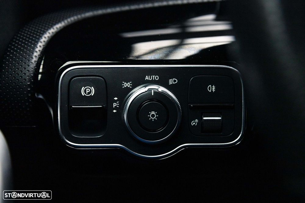 Mercedes-Benz A 180 d AMG Line Aut. - 24