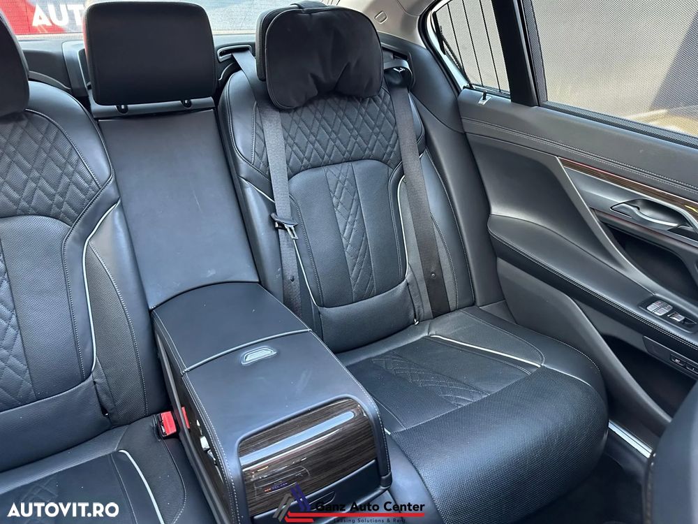 BMW Seria 7 740Le iPerformance - 22