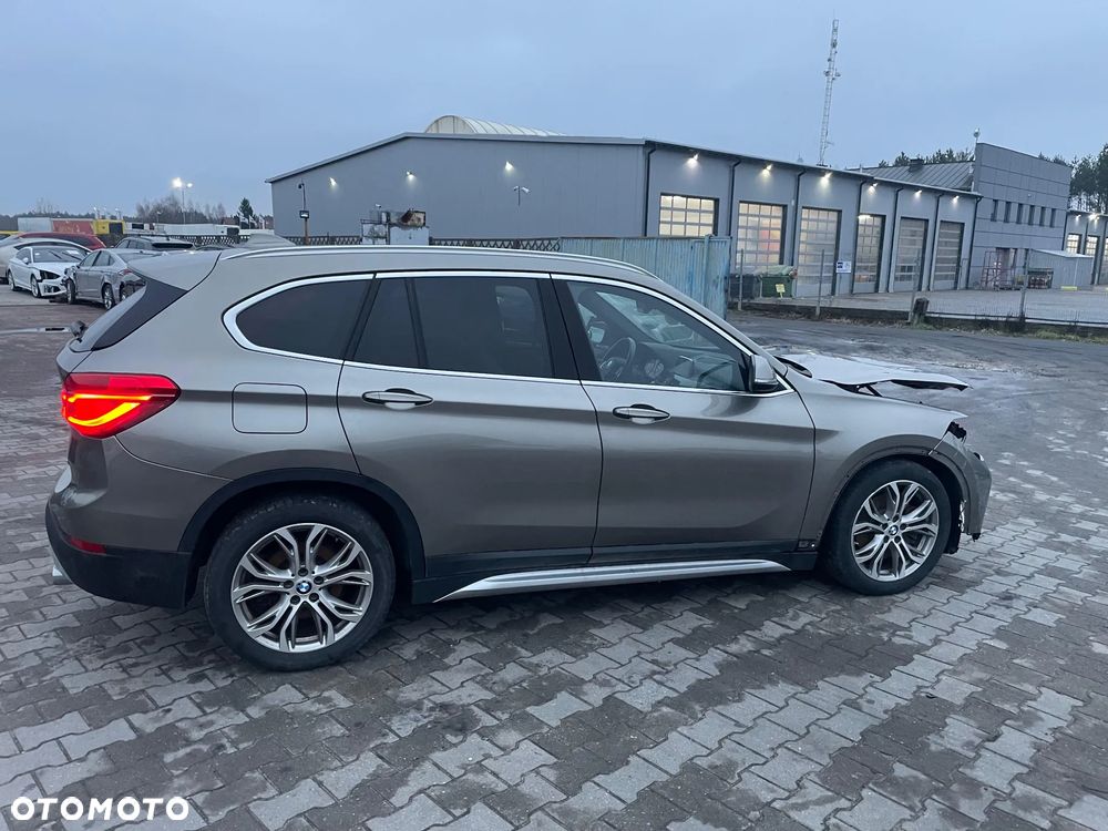 BMW X1 - 1