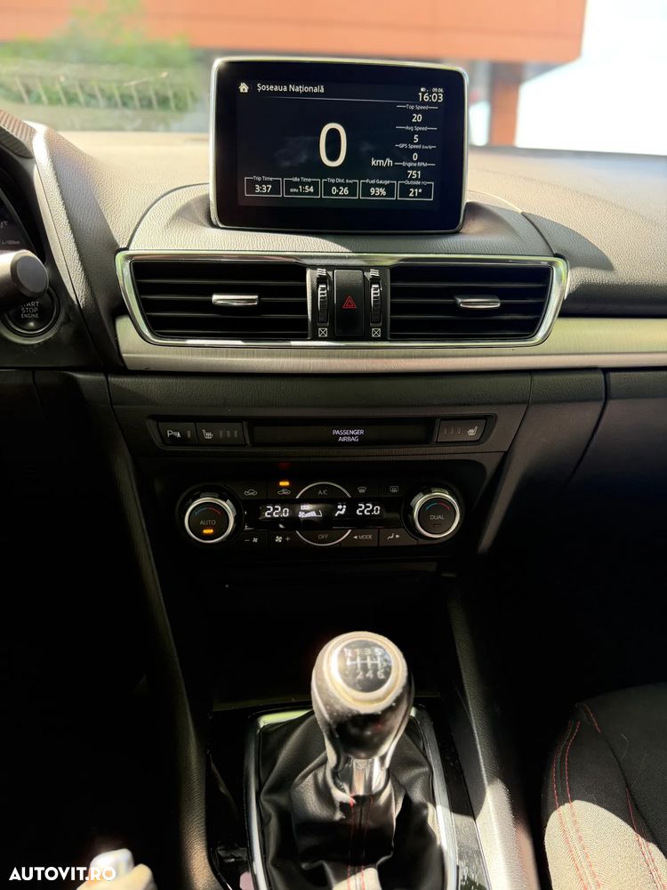 Mazda 3 G120 Revolution - 10