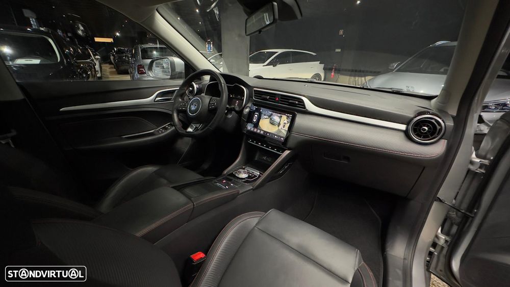 MG ZS EV 72.6 kWh Luxury - 30