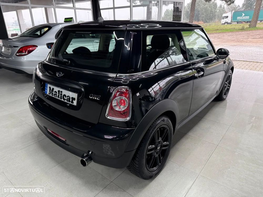 MINI 3 Portas One Brick Lane - 4