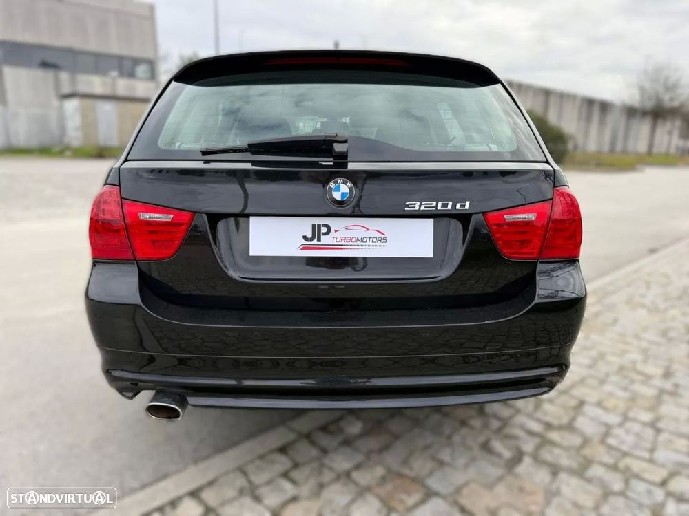 BMW 320 d Touring Navigation - 7