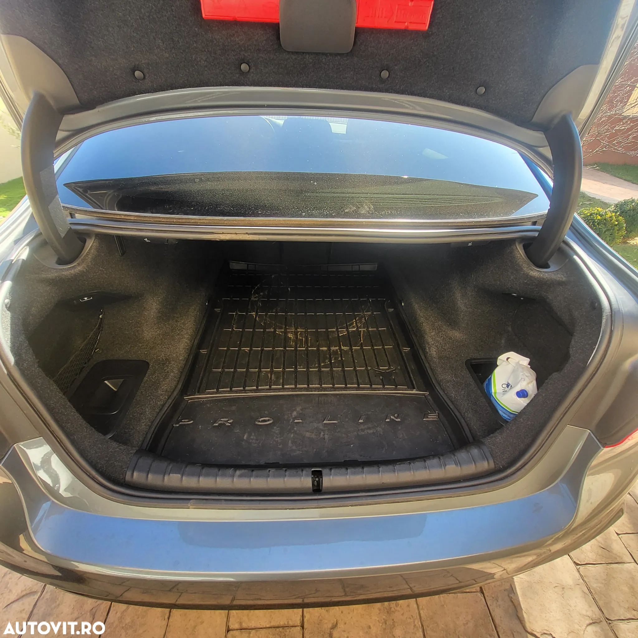 BMW Seria 5 520d xDrive AT - 12