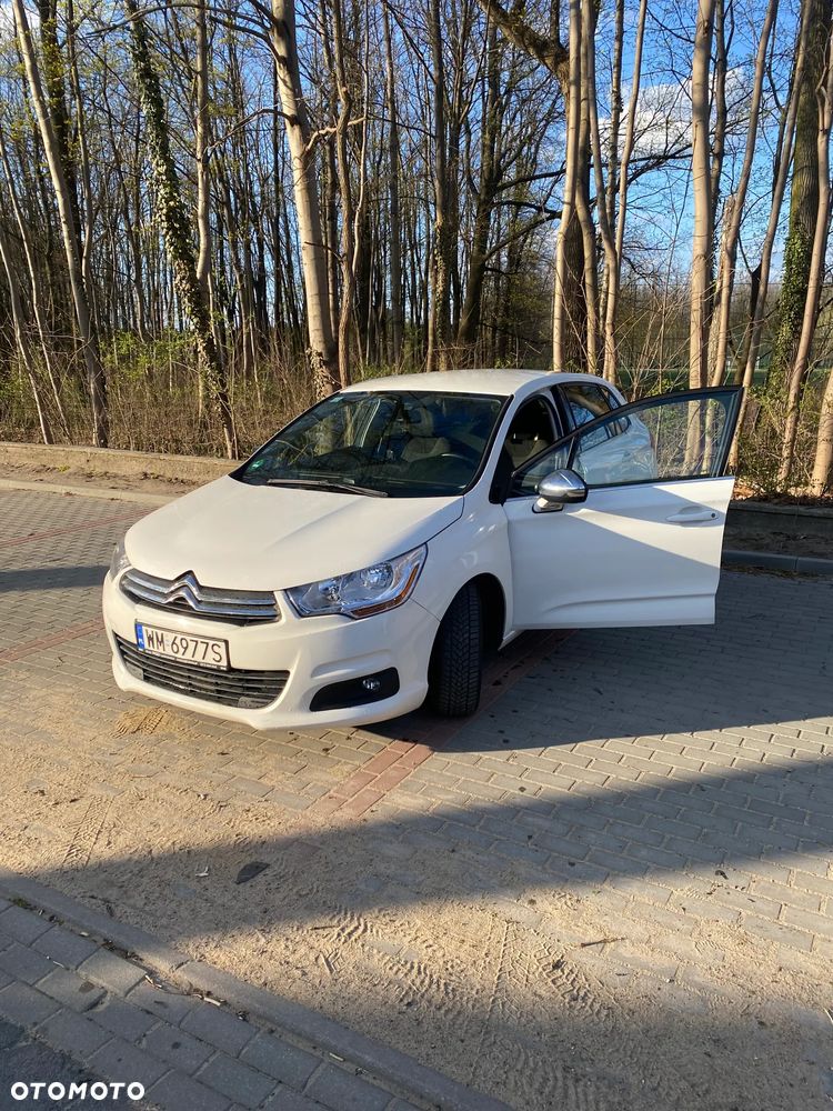 Citroën C4 HDi 90 Attraction - 1
