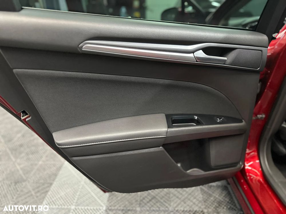 Ford Mondeo 2.0 TDCI Titanium - 9