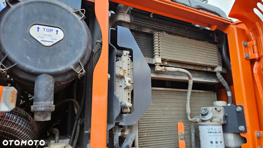 Doosan DX140W-5 - 13