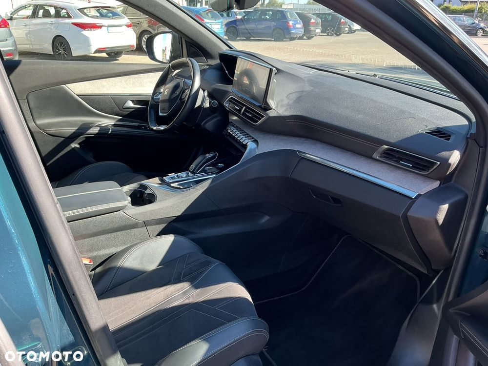 Peugeot 5008 - 15