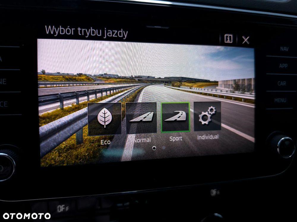 Skoda Superb 1.4 TSI Plug-In Hybrid Style DSG - 23