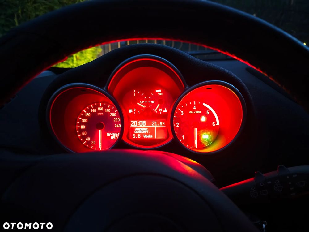 Alfa Romeo 147 1.9 JTD Distinctive - 34