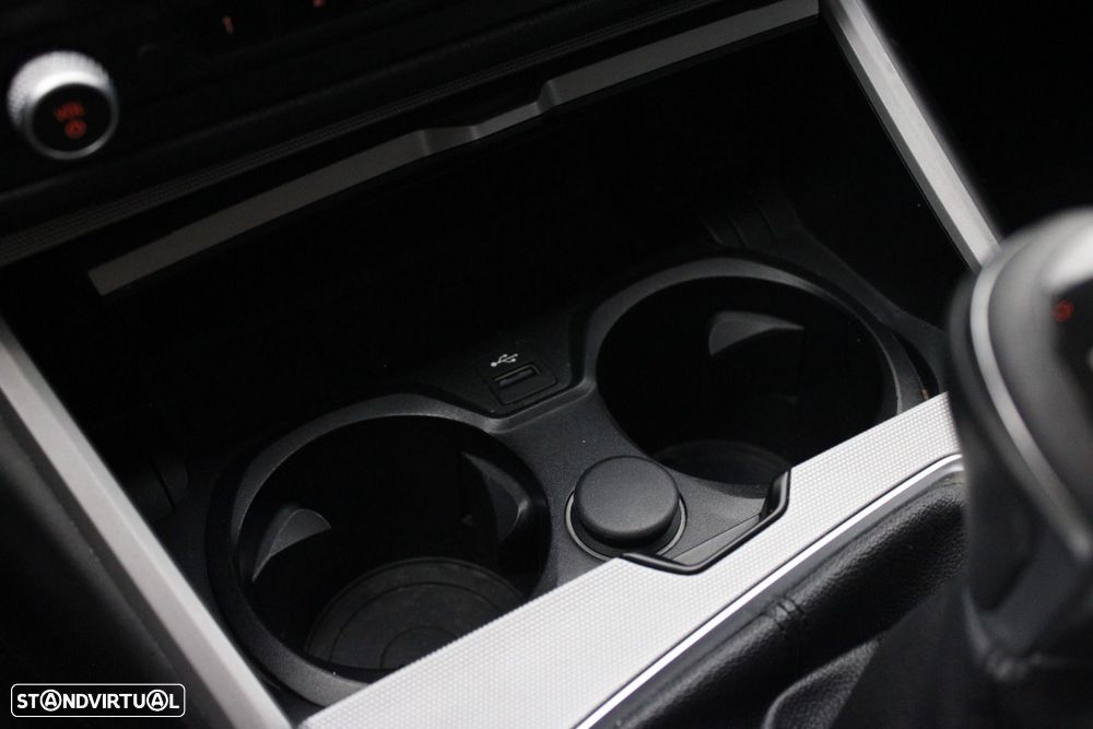 BMW 318 d Corporate Edition - 24