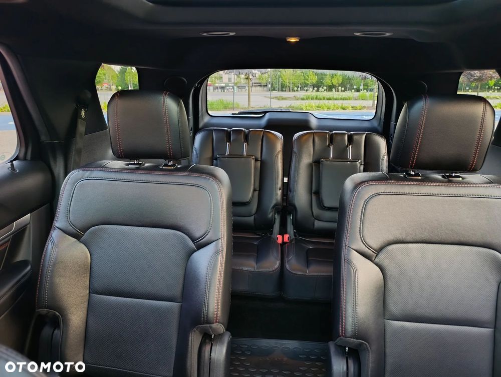 Ford Explorer - 7