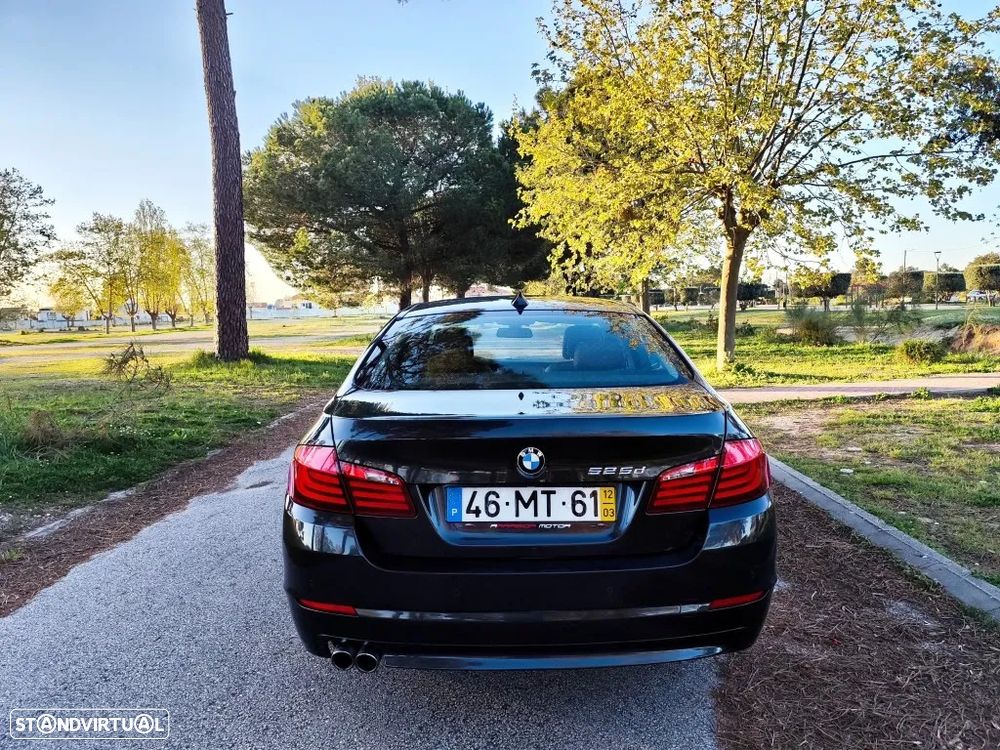 BMW 525 d Line Luxury Auto - 4