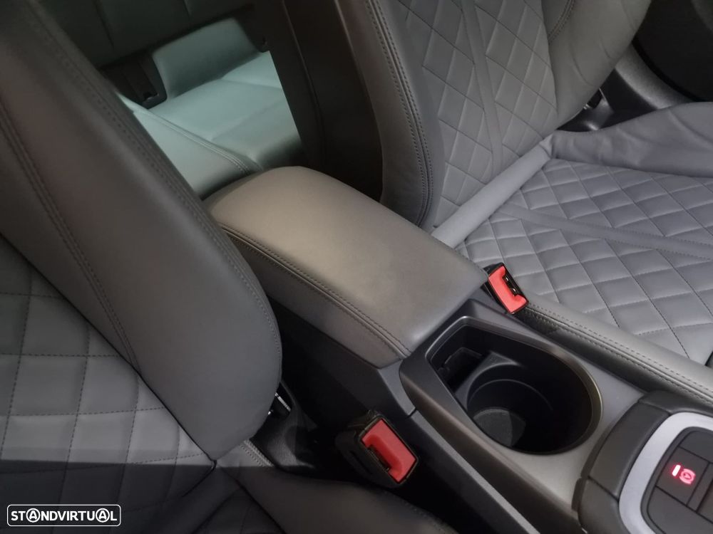 Audi TT Coupé 2.0 TDI quattro S-line S tronic - 24