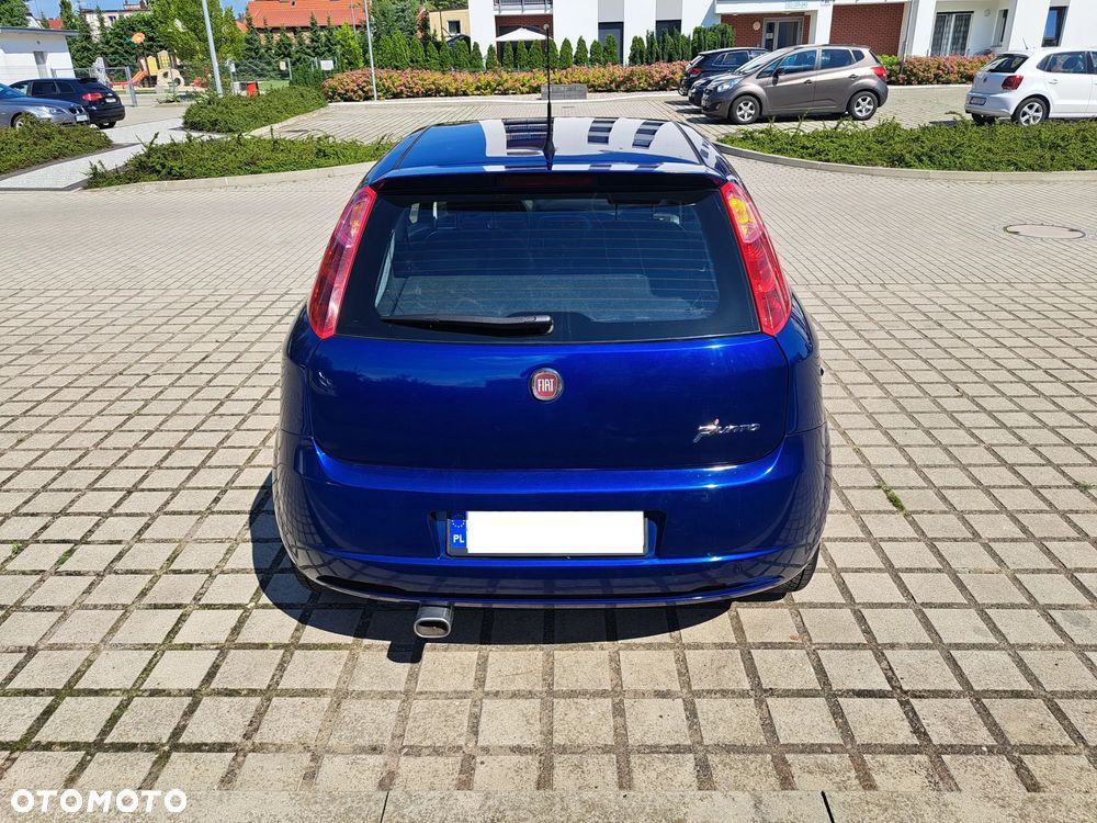 Fiat Grande Punto - 12