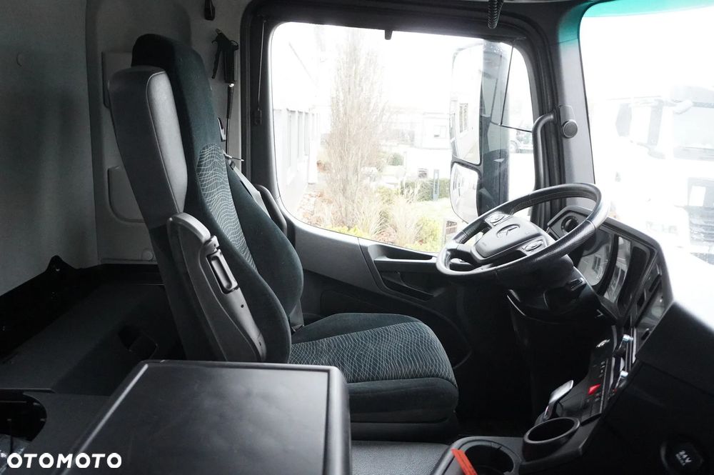 Mercedes-Benz Actros 1846 4×2 / NOWA Wywrotka 3-stronna / Ład. 10 t / Blokada mostu - 28