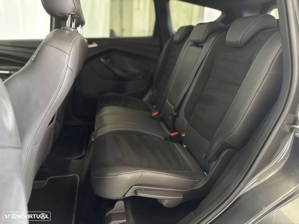 Ford Kuga 1.5 TDCi ST-Line Limited Edition - 29