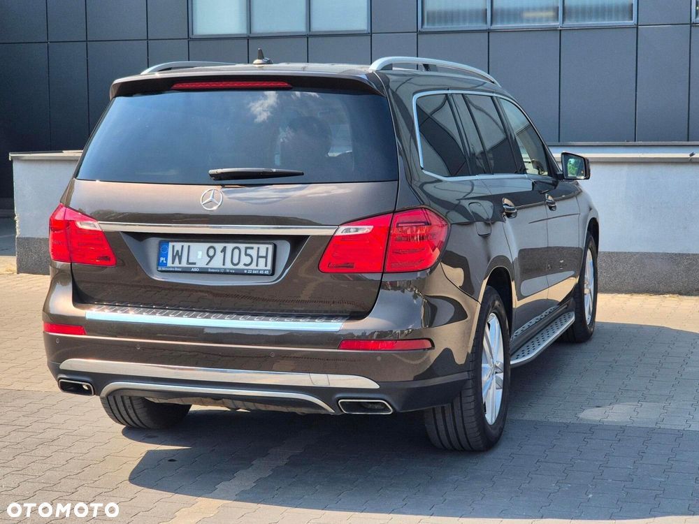 Mercedes-Benz GL 500 4-Matic - 17
