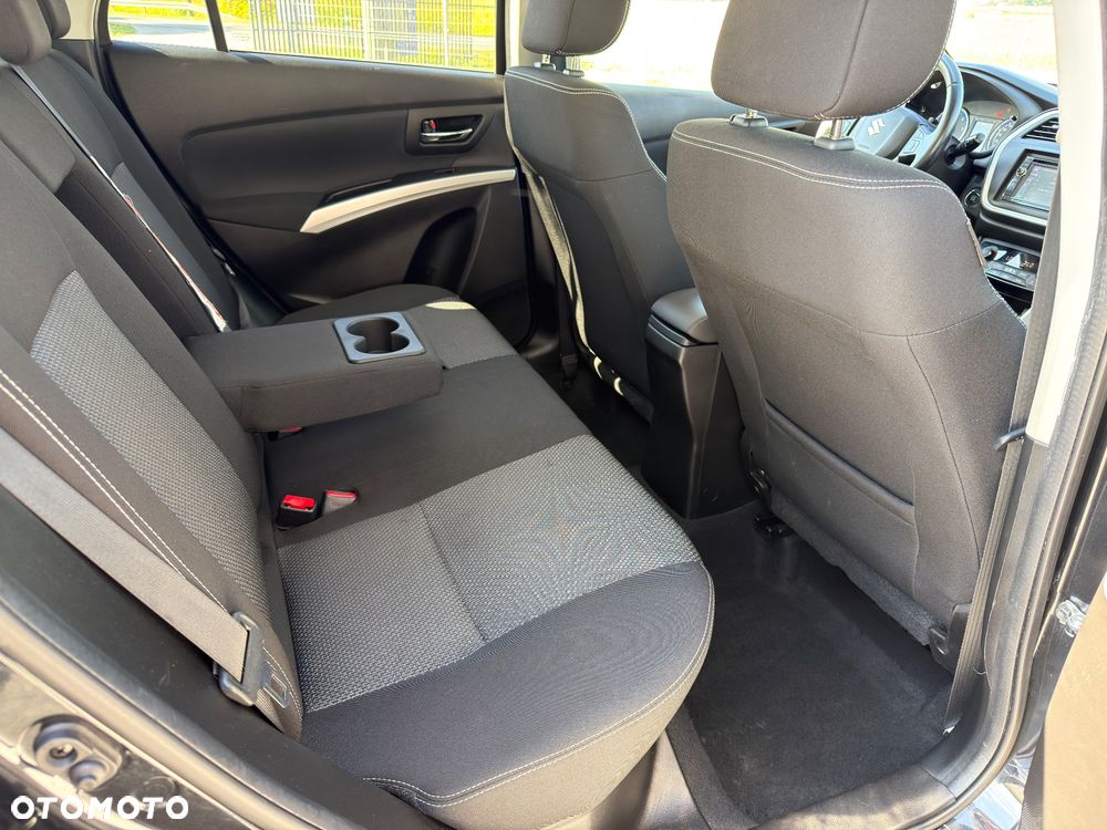 Suzuki SX4 - 23
