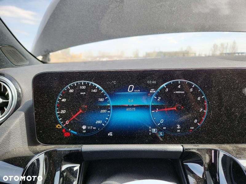 Mercedes-Benz GLA 250 4-Matic AMG Line - 20