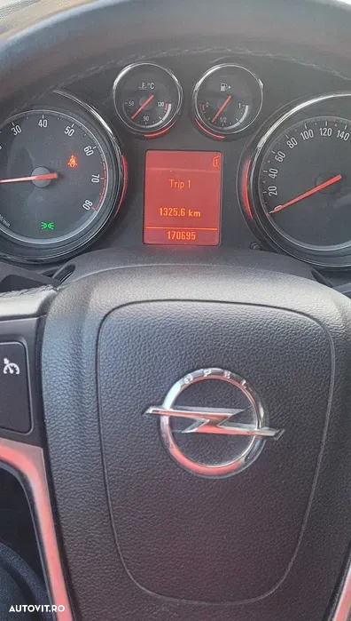 Opel Astra 1.6 Enjoy - 2