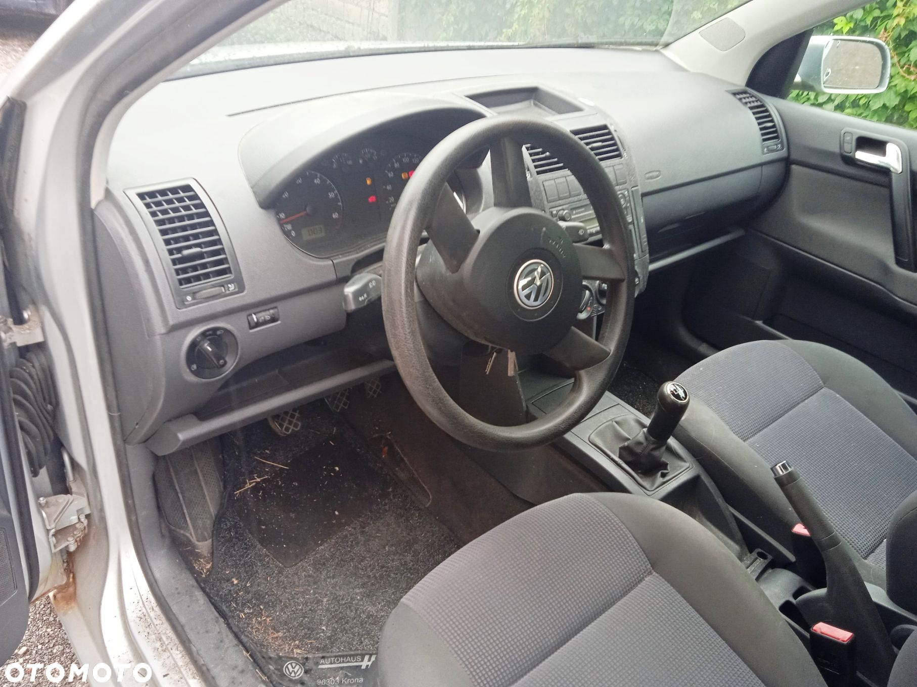Na części VW Polo IV 5D 9N1 lakier LA7W silnik AWY skrzynia GDN - 11
