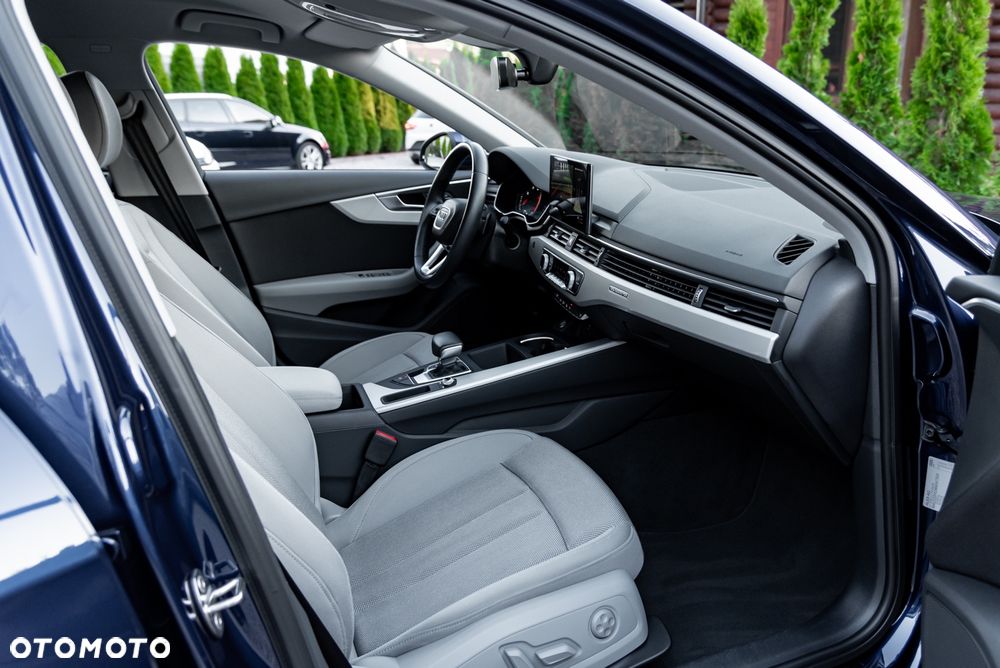 Audi A4 Avant 40 TDI quattro S tronic - 23