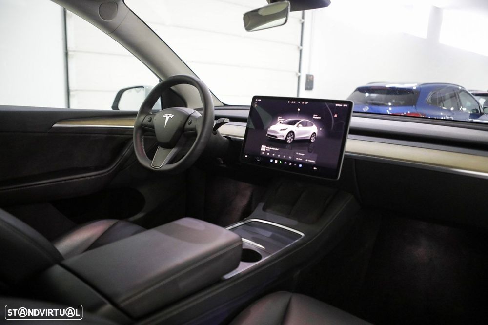 Tesla Model Y Tração Traseira - 26