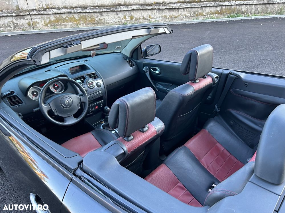 Renault Megane II Coupe-Cabriolet 1.9 dCI Dynamique - 2