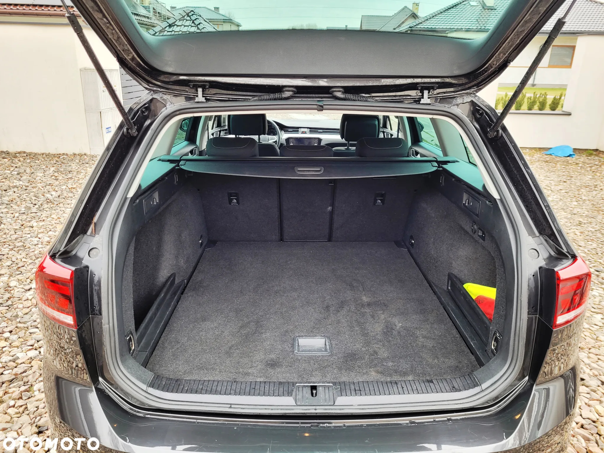 Volkswagen Passat 1.5 TSI EVO Business DSG - 33