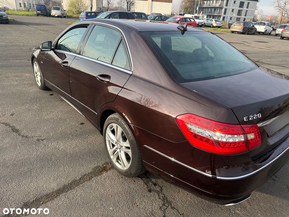 Mercedes-Benz Klasa E 220 BlueTEC 9G-TRONIC Avantgarde - 12