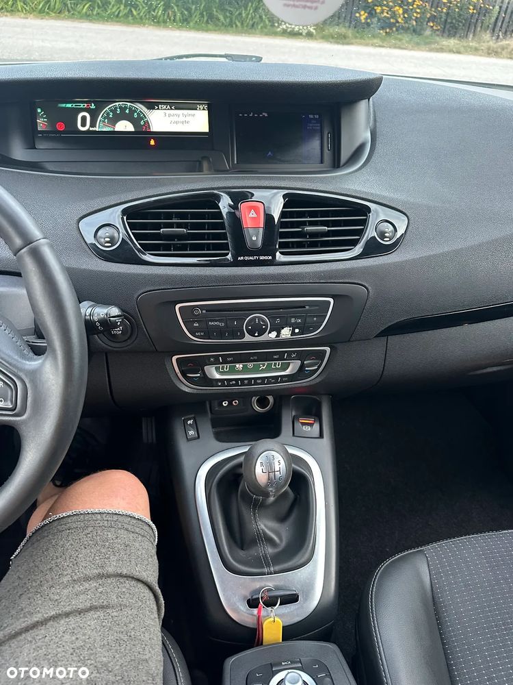 Renault Scenic 1.4 16V TCE Expression - 30