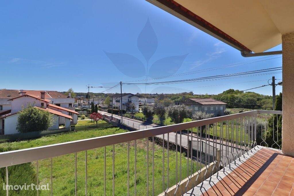 Andar Moradia T3 em Abraveses, Viseu - Grande imagem: 3/20